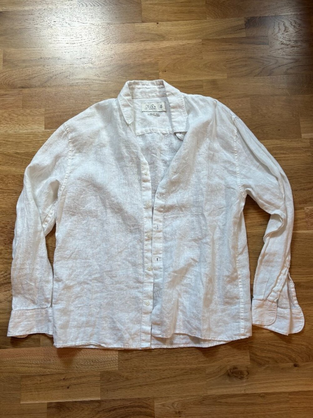 Abercrombie & Fitch White Linen Shirt (Medium)
